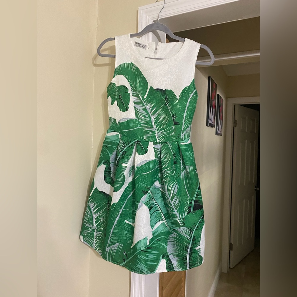 Leaves dress